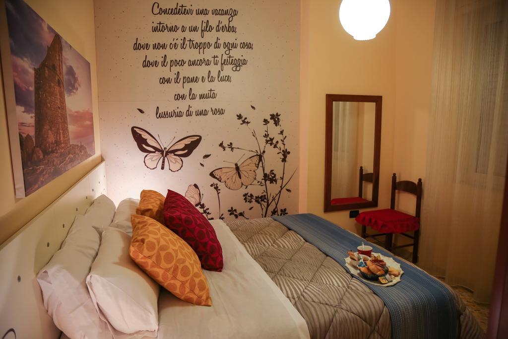 Casa Sant'Oronzo Apartment Lecce Exterior photo